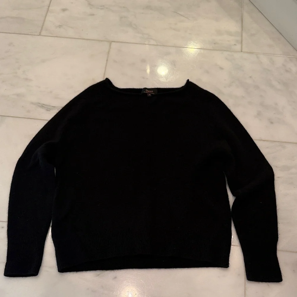 Quince Cashmere Classic Black Women's Sweater - Picture 1 of 3